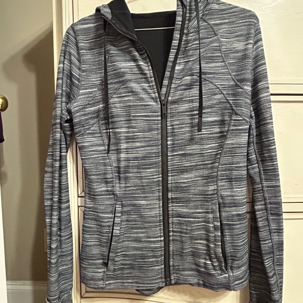Lululemon Striped Gray Define Jacket - Size 8